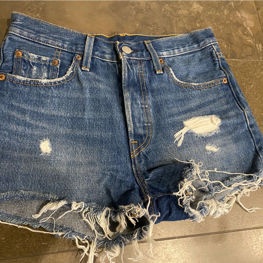 Levi jeans shorts - women’s